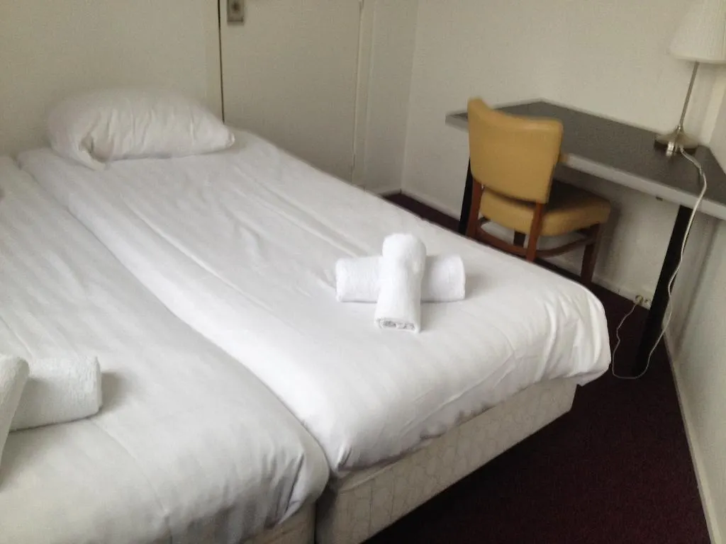 Economy Hotel Utrecht 2*,  Netherlands