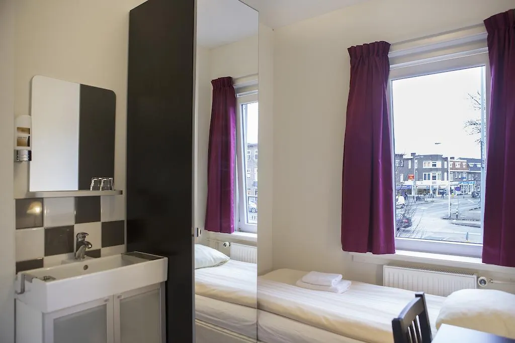 **  Economy Hotel Utrecht Netherlands